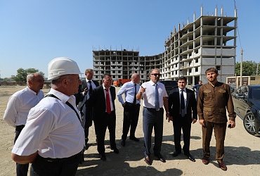 Глава Минстроя России проверил ход реализации приоритетного проекта «Ипотека и арендное жилье» в Чеченской Республике!