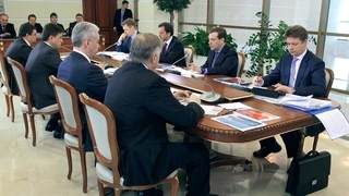 11 января Председатель Правительства РФ Дмитрий Медведев провел рабочую встречу по вопросам развития Московского транспортного узла.