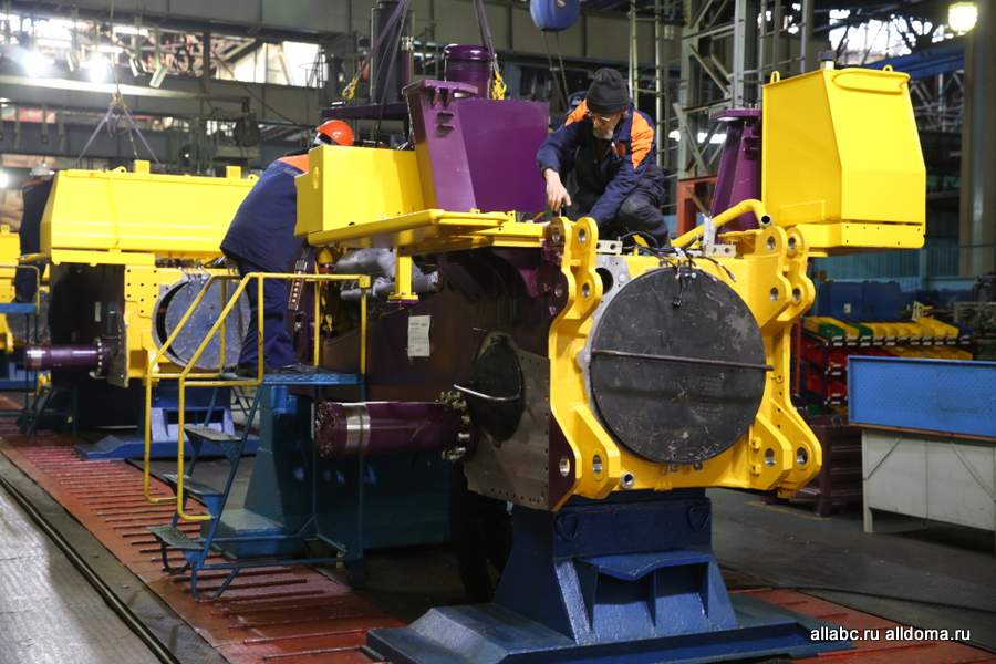 На Чебоксарском заводе промышленных тракторов стартовал новый проект под названием «Эталонная линия».