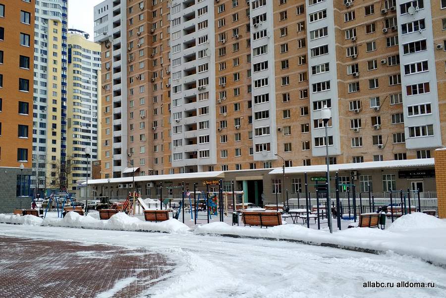 Жилье в Подмосковье - завершено строительство жилого дома с паркингом в Реутове!