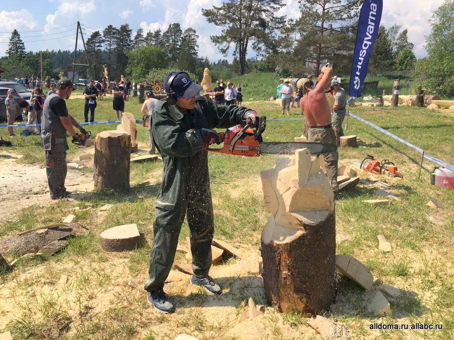 Husqvarna поддержала международный фестиваль деревянных скульптур в Карелии!