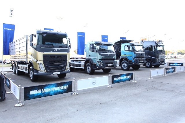 Volvo Trucks - настоящее и будущее грузовой отрасли на стенде компании на выставке «Комтранс»!