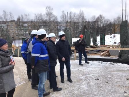 Министр стройкомплекса Подмосковья Владимир Локтев проверил ход строительства пристройки к школе в Апрелевке! 