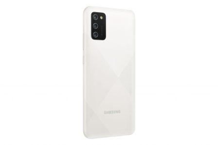 Samsung представляет новые смартфоны серии А!