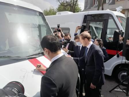  По заказу Министерства здравоохранения Узбекистана для республики изготовлено 16 внедорожных автомобилей «Соболь» и 4 мобильных медицинских комплекса «ГАЗель NEXT».