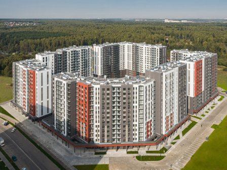 Более 1 000 семей получили ключи от своих квартир в Новых Ватутинках!