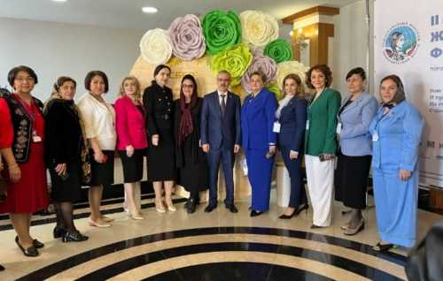14-15 апреля в Республике Дагестан – в Каспийске и в Дербенте – прошел второй Международный женский экономический форум.
