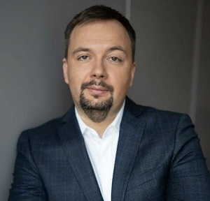 Вадим Прошин, заместитель генерального директора по организационному развитию и трансформации MR Group, выступил спикером в рамках «Дня клиентов «Sarex», который состоялся 17 ноября в Инновационном центре Сколково.